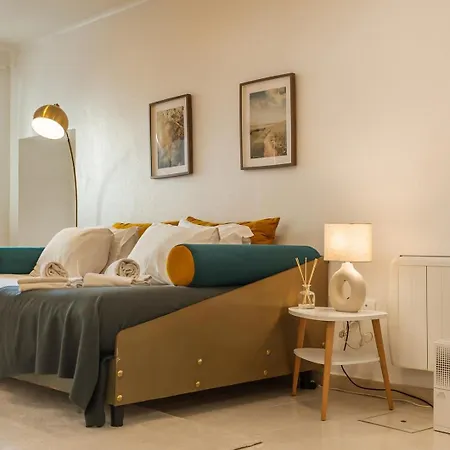 For 2 Just 250m From Largo Intendente Daire Lisboa