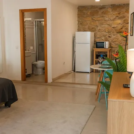 Daire For 2 Just 250m From Largo Intendente *