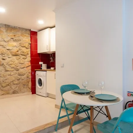For 2 Just 250m From Largo Intendente リスボン