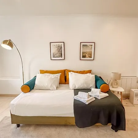 For 2 Just 250m From Largo Intendente * Lisboa