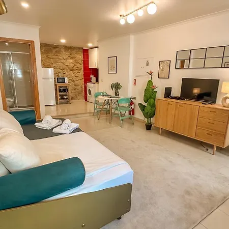 For 2 Just 250m From Largo Intendente * 리스본